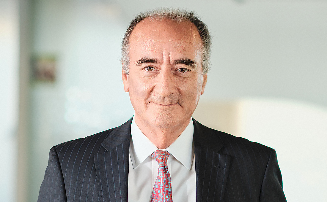 Rodrigo Manubens Moltedo.
